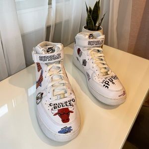 Supreme x NBA x Air Force 1 Mid 07 'White'
*good condition*

#nike #supreme #nba
